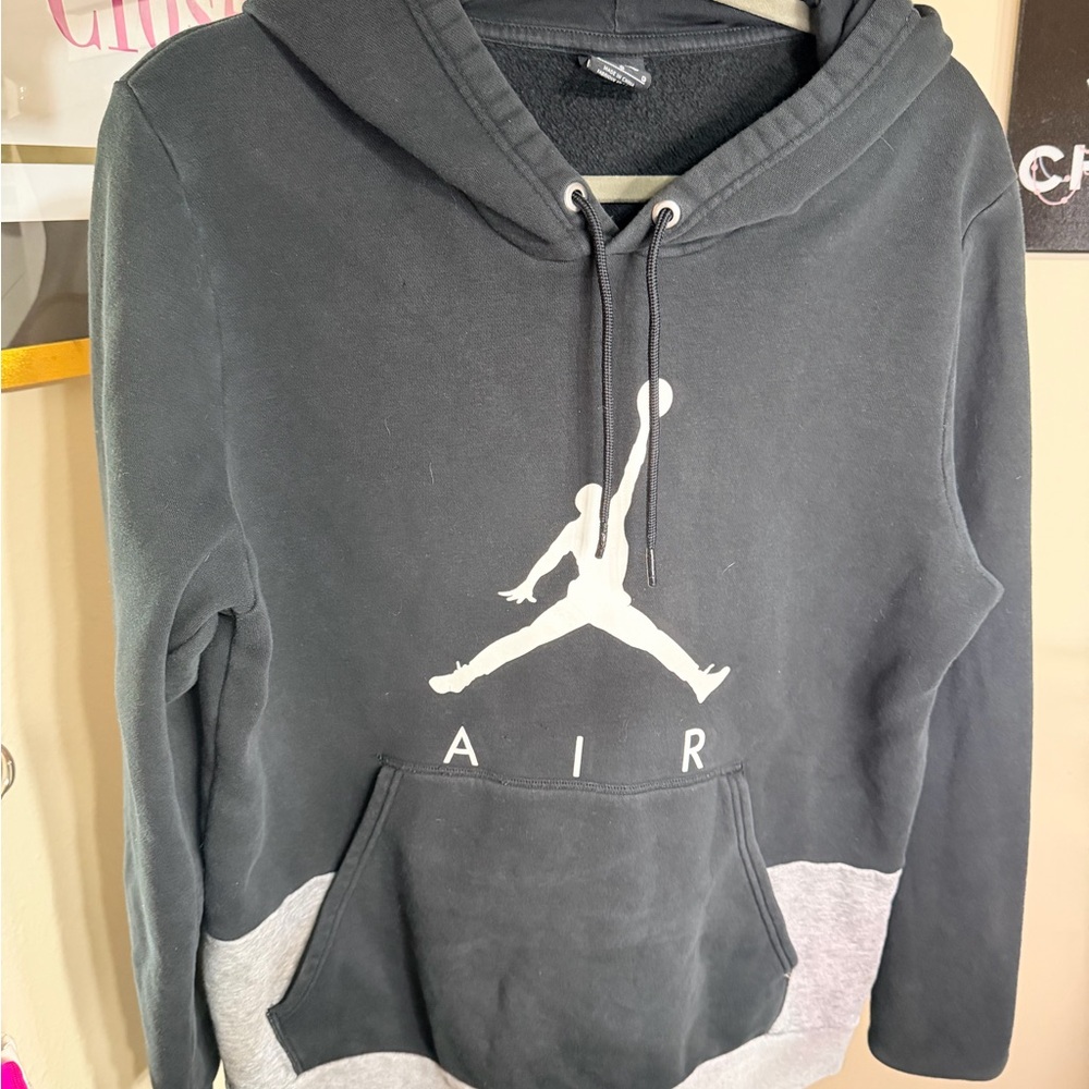 Jordan Black‎ and Gray Hoodie